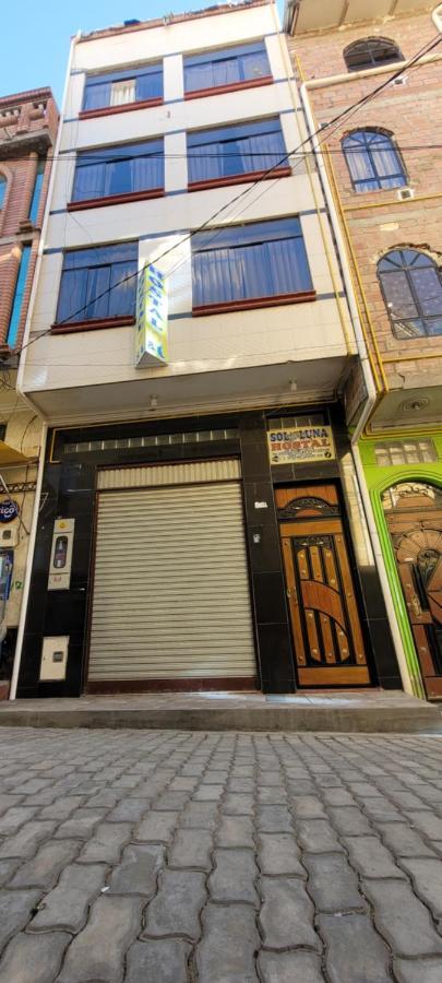 コパカバーナ Hostal Sol Y Luna Bed & Breakfast エクステリア 写真